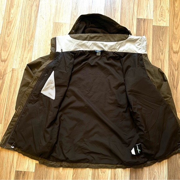 Mountain Equipment Co-op Winter Jacket. - Picture 2 of 5